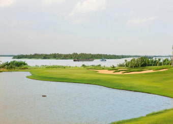 호치민 근교 골프장 예약 시 주의- 태광 정산이 ‘에메랄드 CC’로 변경