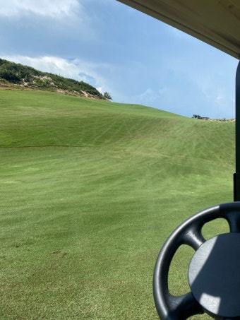 더 블러프 골프 클럽 The Bluffs  Ho Tram Strip GC 라운딩 붕따우 골프 여행